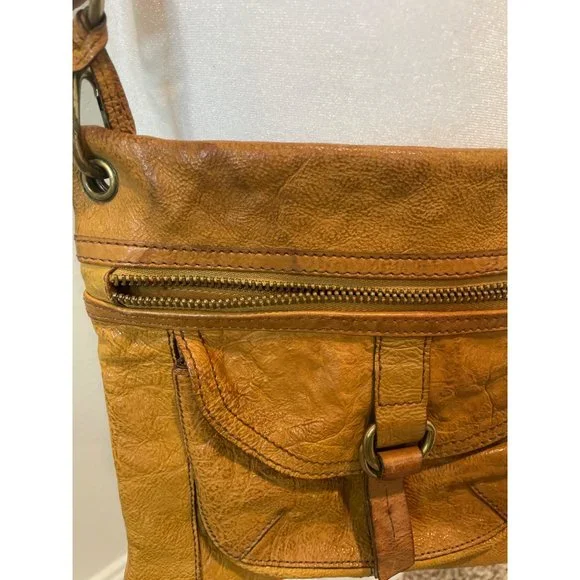 Fossil Brown Distressed Hobo Crossbody - Picture 3 of 6